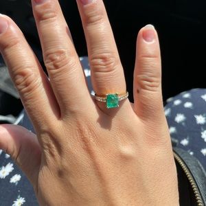 Custom made Precious Emerald 1.41 carat and Diamond 14k yellow gold Ring